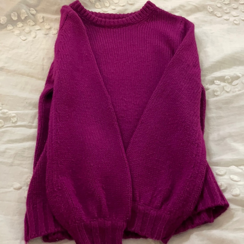 purple bubble sleeve sweater